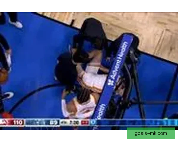 比塔泽恶犯遭驱逐 丹尼尔斯为队友出头吃T 引发场上冲突